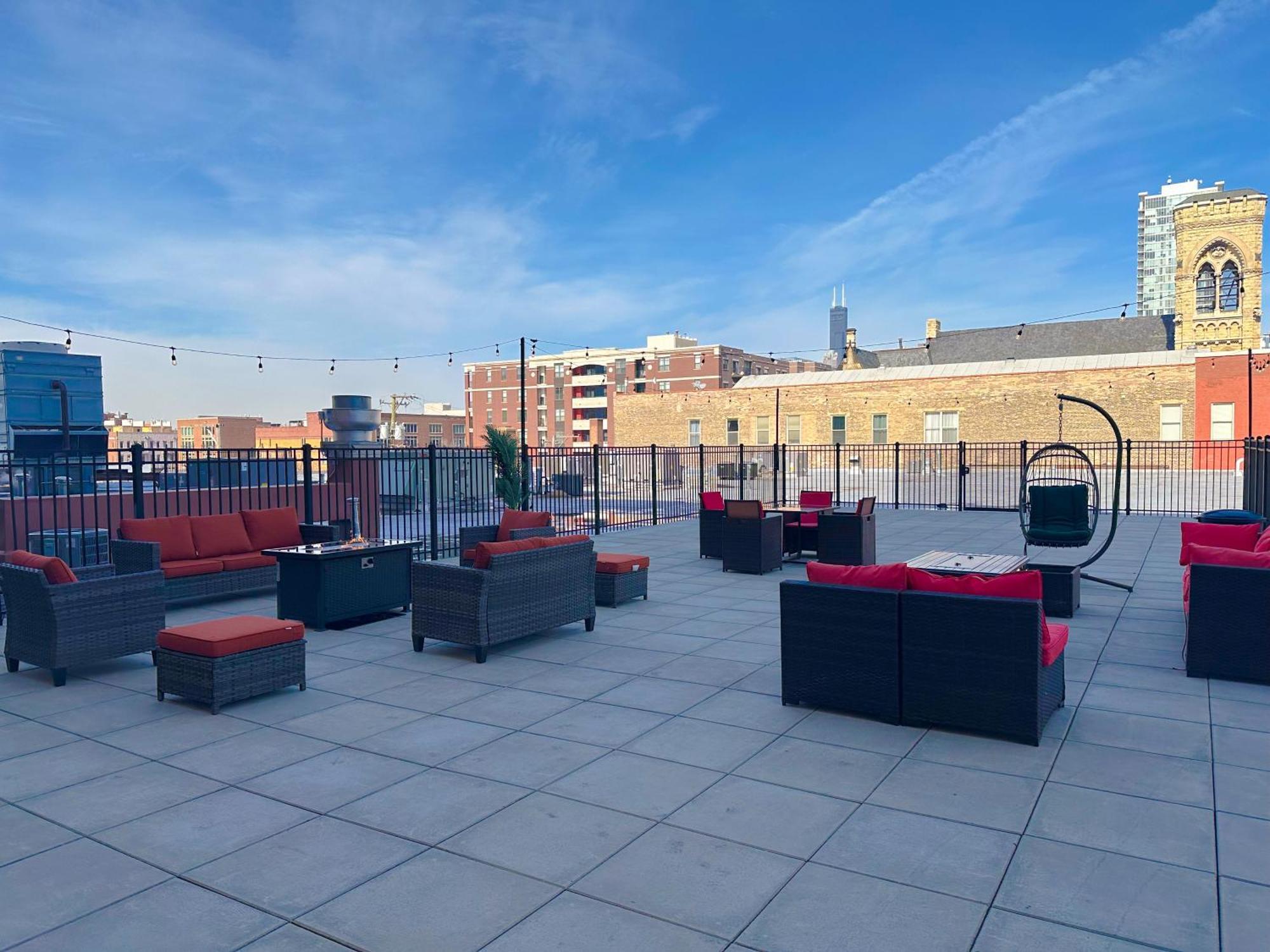 Mccormick Place 2Br Stylish Suite With Optional Parking And Gym For Up To 8 Guests Near Soldier Field And Grant Park 시카고 외부 사진